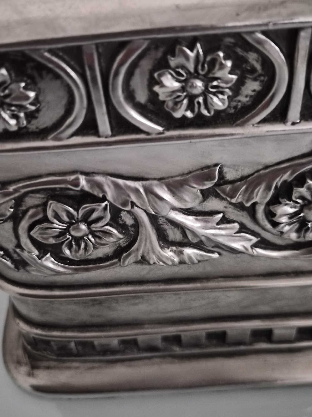 Vintage Ornate Silver Tone Floral Tissue Box Cover | Decorative Home Décor - Picture 8 of 8